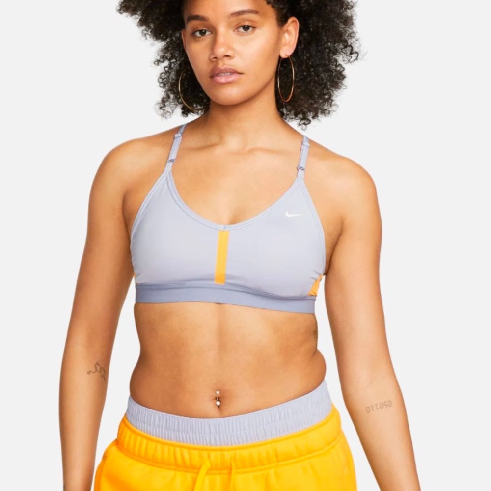 NWT Nike sports bra